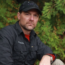 Les Stroud